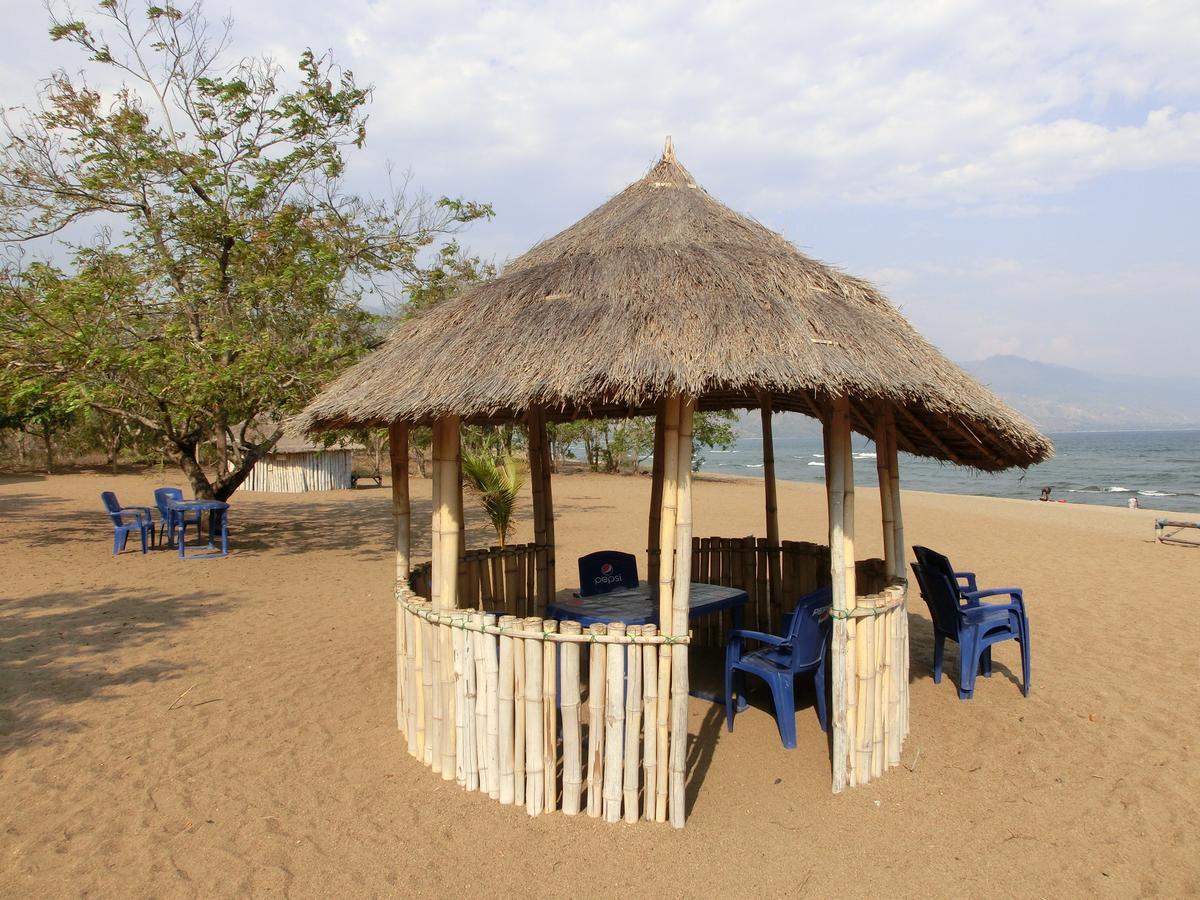 Matema Lake Shore Resort מראה חיצוני תמונה