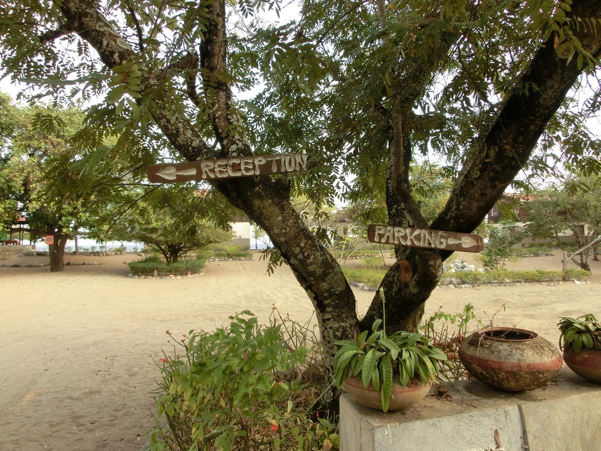 Matema Lake Shore Resort מראה חיצוני תמונה